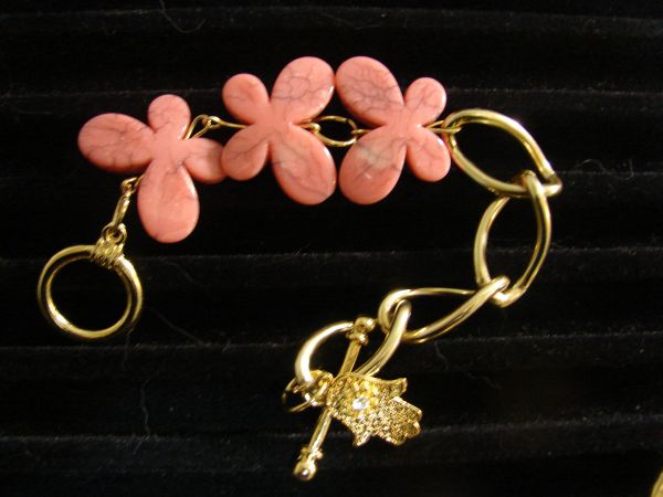 Pulseira borboleta rosa